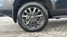 Toyota Land Cruiser 2.8 D-4D 48V 205 Invincible 5dr Auto [Pan Rf/5 St] Diesel Station Wagon